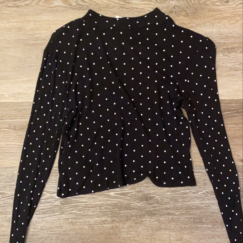 Cute crop top shirt